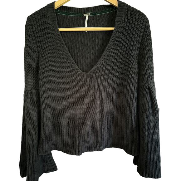 FREE PEOPLE | Black Damsel Bell Sleeve V Neck Chunky Knit Sweater | Extra Small - Picture 1 of 5
